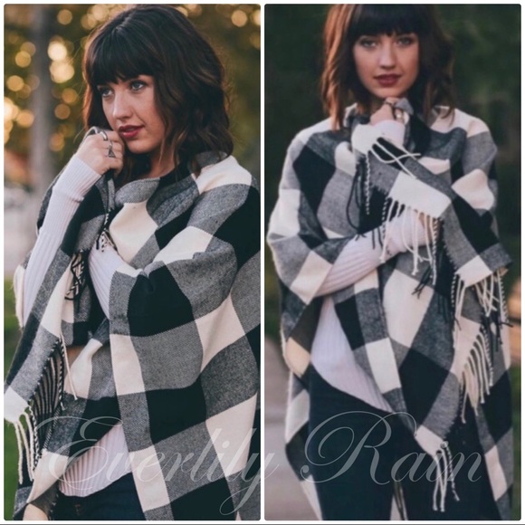 Black & Winter White Buffalo Plaid Poncho - Picture 2 of 9